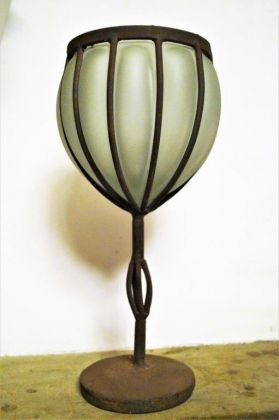 Originální váza ze silnostěnného skla